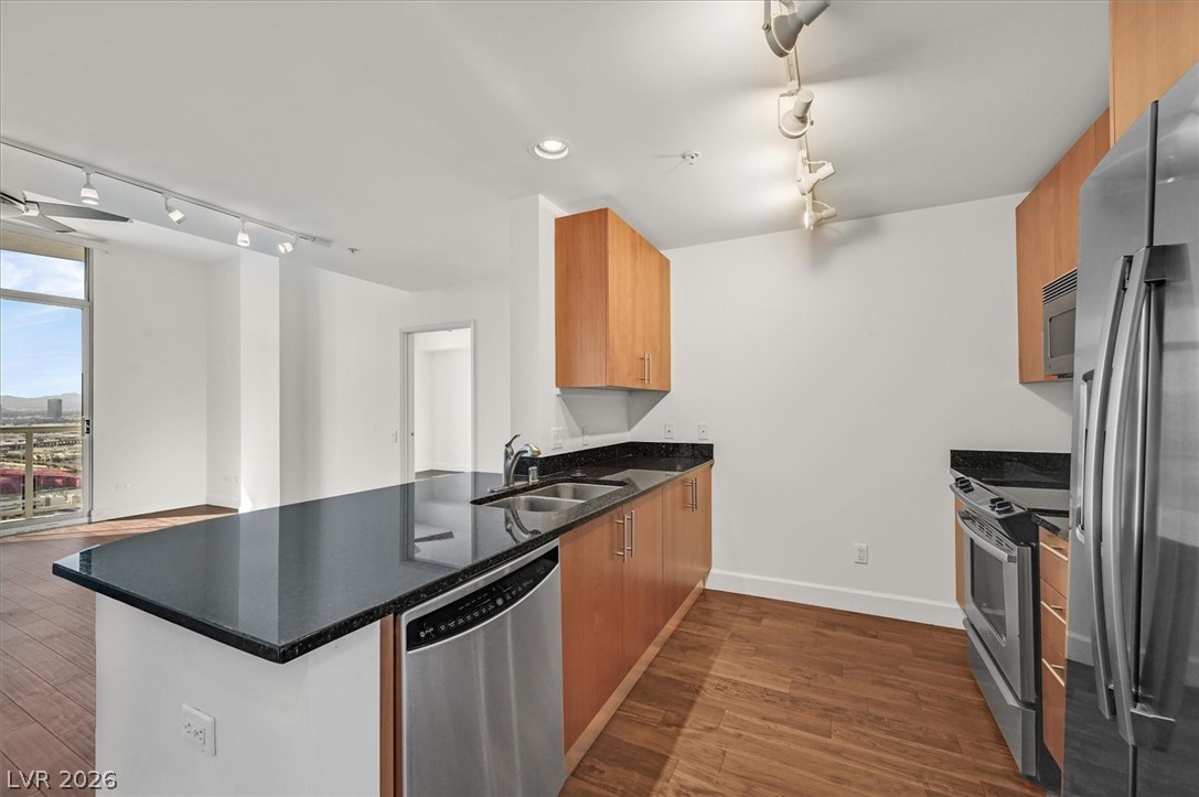 200 West Sahara Avenue 3702 Property Photo 6