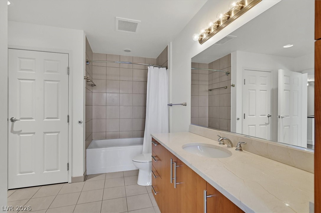 200 West Sahara Avenue 3702 Property Photo 16