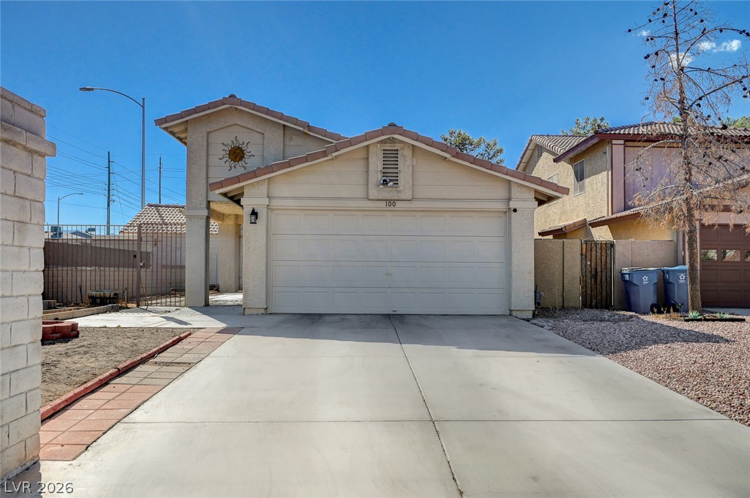 100 Underhill Court Property Photo 2