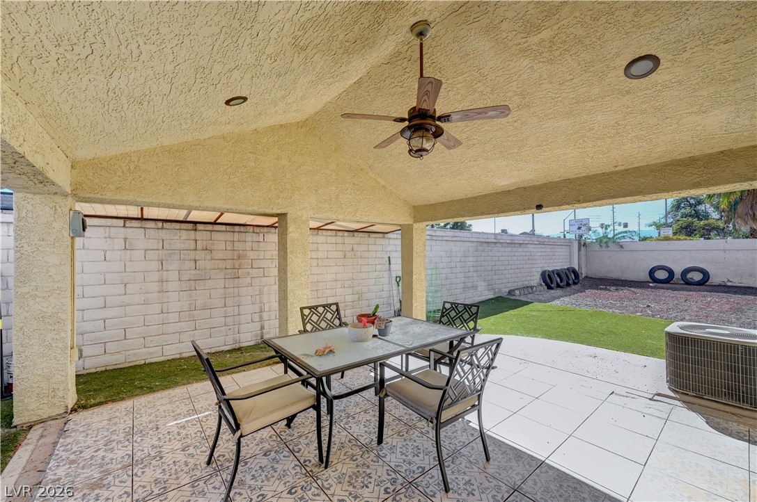 100 Underhill Court Property Photo 29