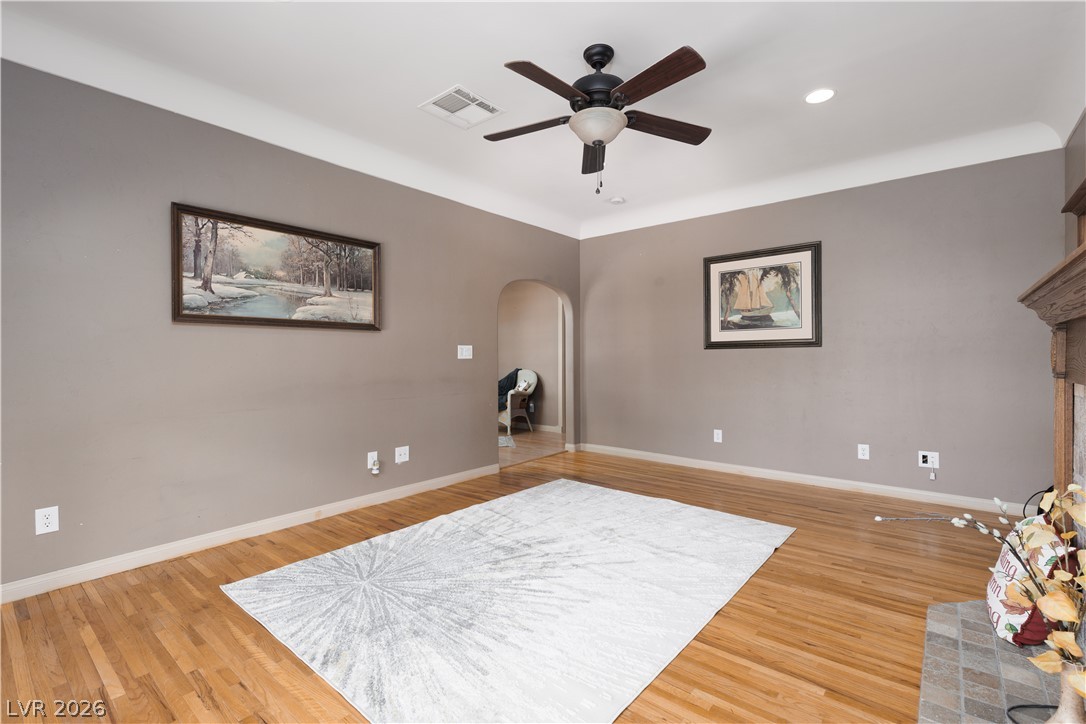195 West Perkins Avenue Property Photo 14