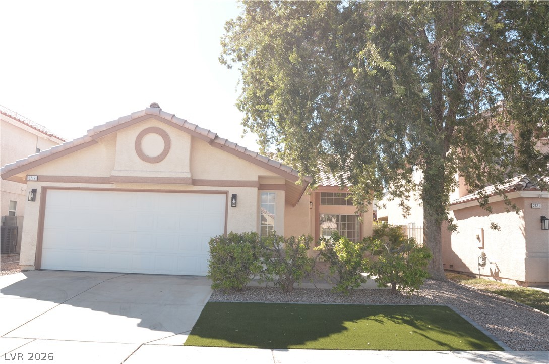 2717 Camphor Tree Street Property Photo 1