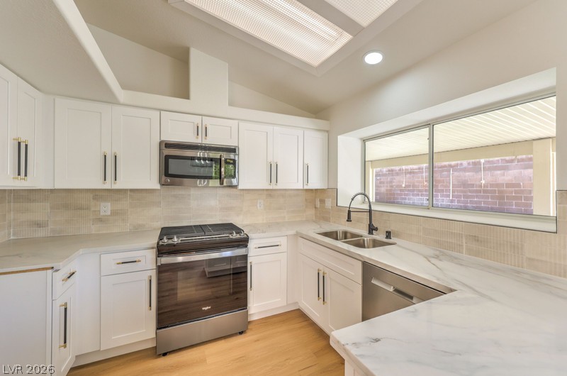 2717 Camphor Tree Street Property Photo 11