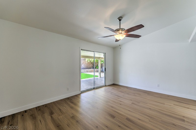 2717 Camphor Tree Street Property Photo 22