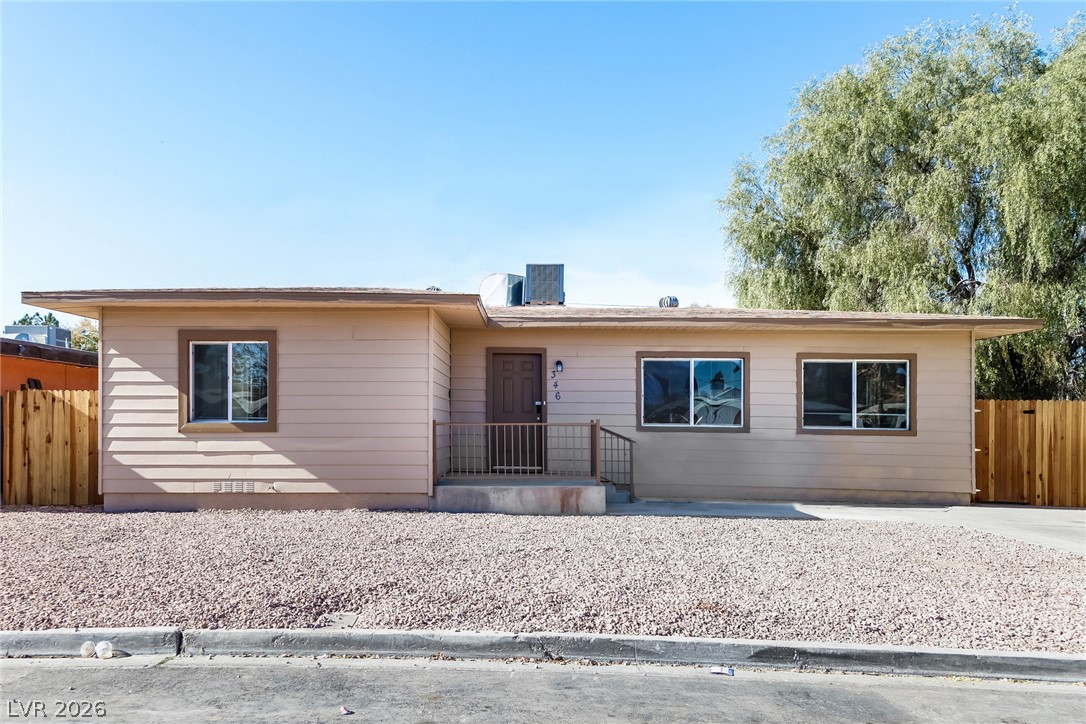 346 Arnold Street Property Photo 1