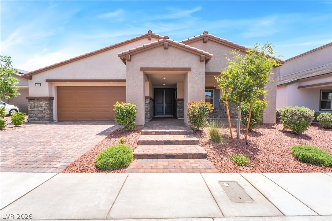 3513 Lamberto Cliff Way Property Photo 1