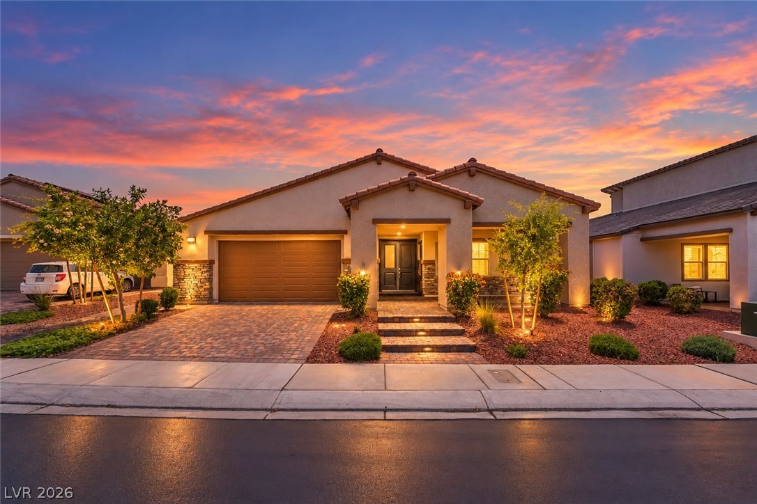 3513 Lamberto Cliff Way Property Photo 1