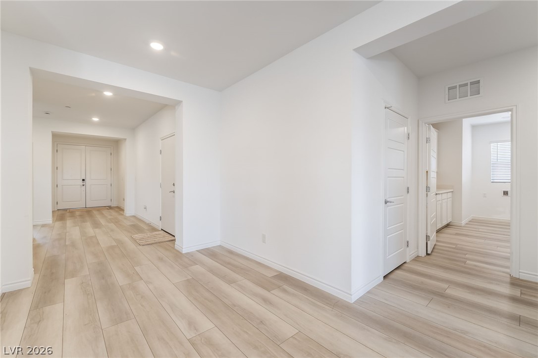 3513 Lamberto Cliff Way Property Photo 11