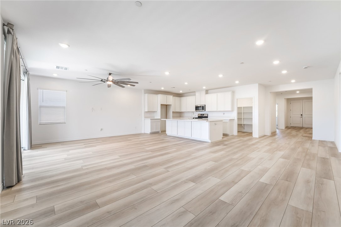 3513 Lamberto Cliff Way Property Photo 16