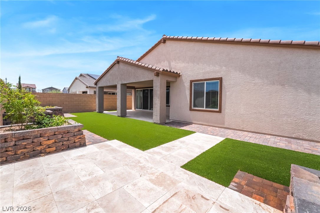 3513 Lamberto Cliff Way Property Photo 51