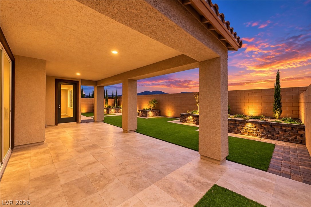 3513 Lamberto Cliff Way Property Photo 56