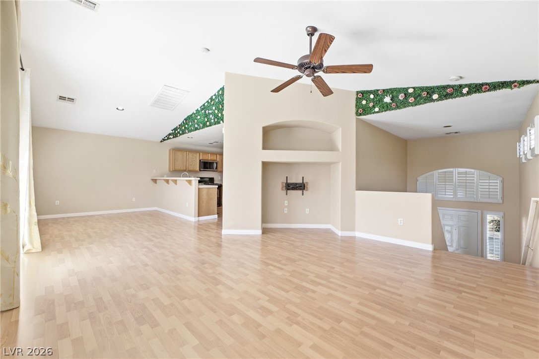9119 Adamshurst Avenue Property Photo 10