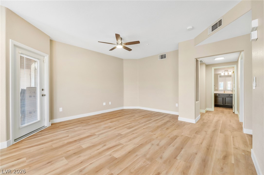 830 Carnegie Street 1622 Property Photo 5
