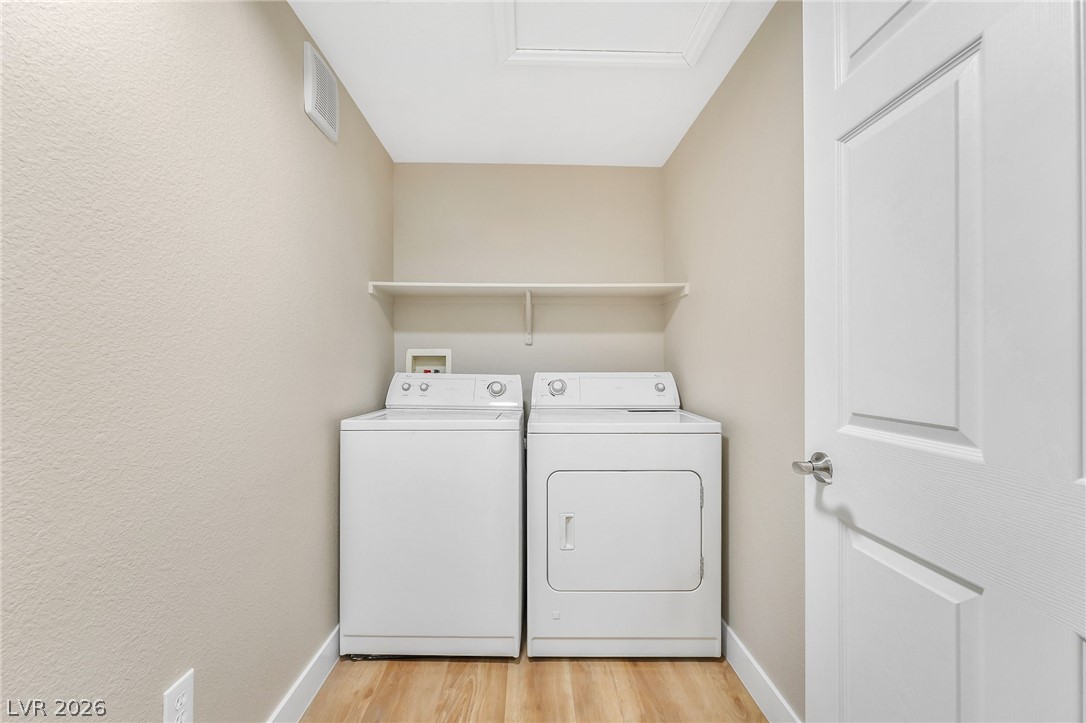 830 Carnegie Street 1622 Property Photo 12