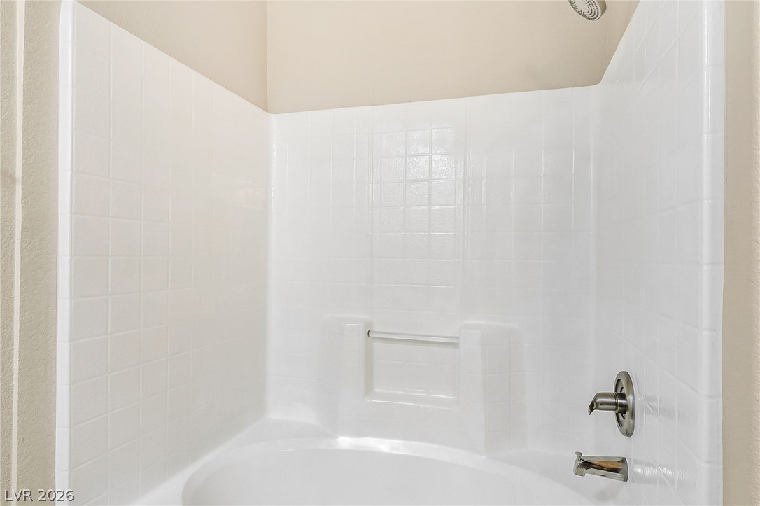 830 Carnegie Street 1622 Property Photo 16