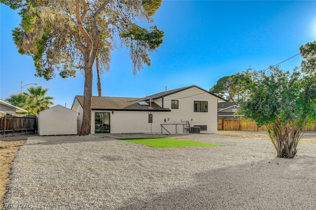 2446 Tournament Street Property Photo 45