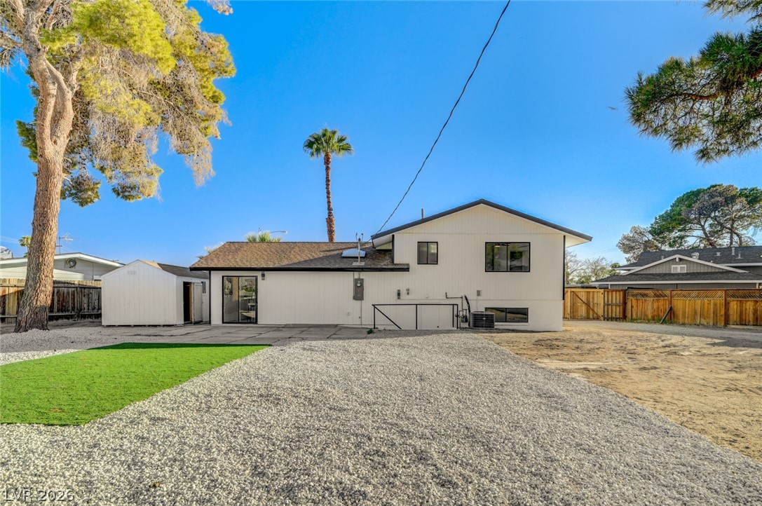 2446 Tournament Street Property Photo 46