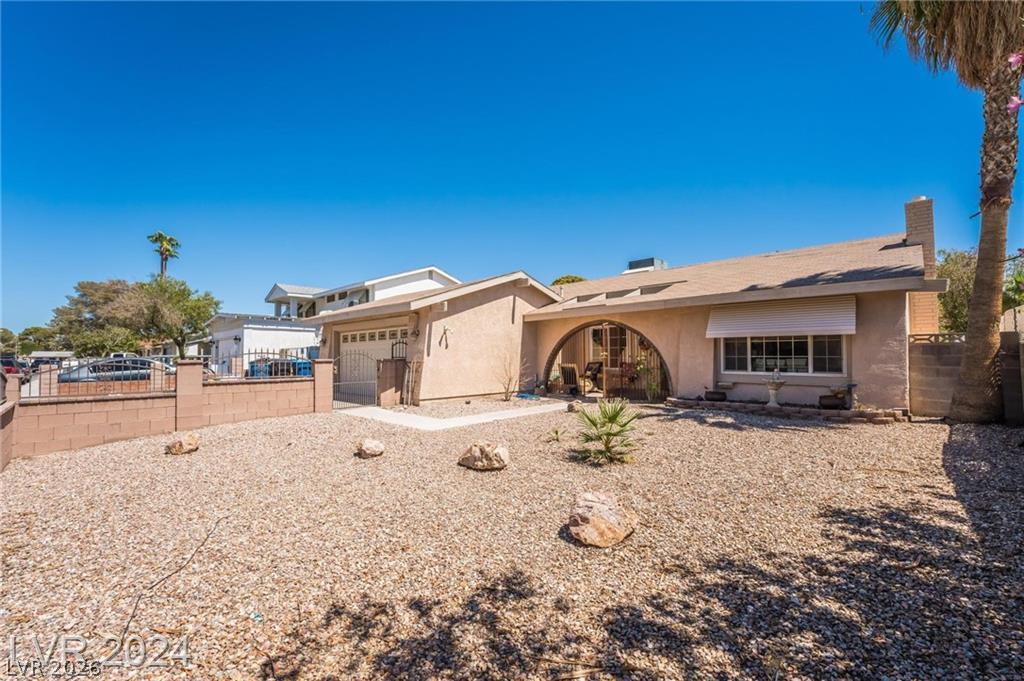 5206 Brentmead Drive Property Photo 3