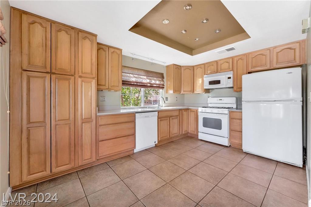 5206 Brentmead Drive Property Photo 7