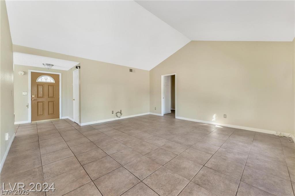 5206 Brentmead Drive Property Photo 9