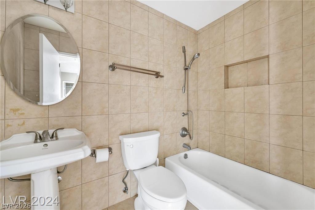 5206 Brentmead Drive Property Photo 19