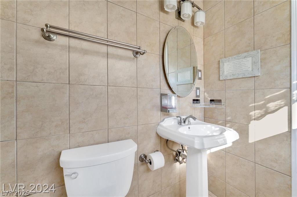 5206 Brentmead Drive Property Photo 20