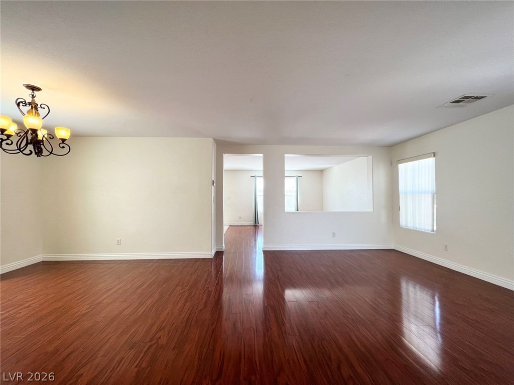 5717 West Dewey Drive Property Photo 3