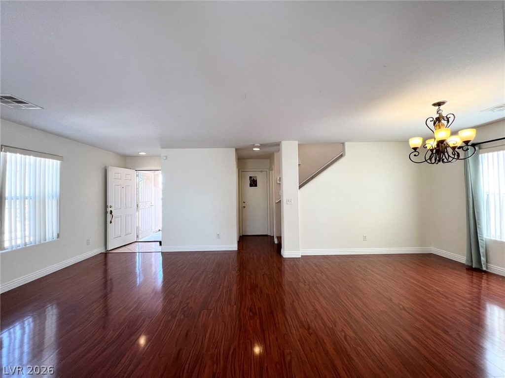 5717 West Dewey Drive Property Photo 6