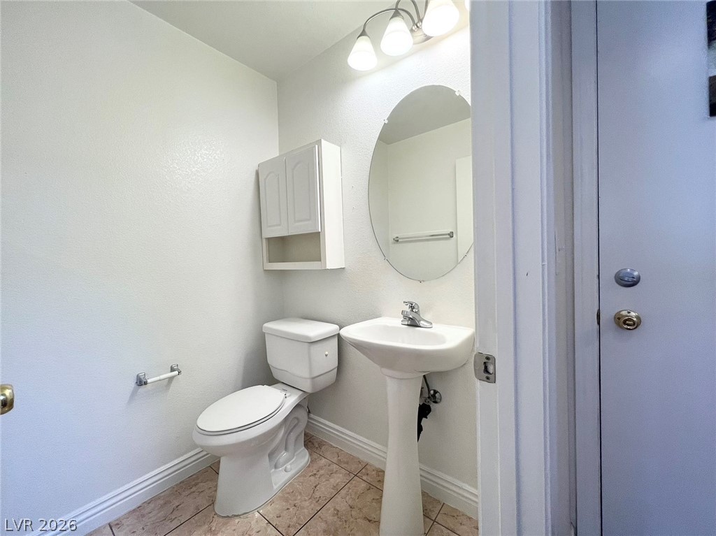 5717 West Dewey Drive Property Photo 11