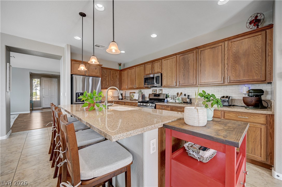 1863 Gentle Dawn Avenue Property Photo 8