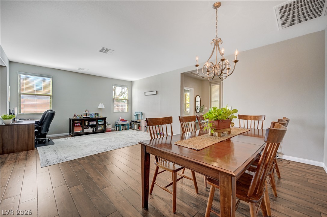 1863 Gentle Dawn Avenue Property Photo 12