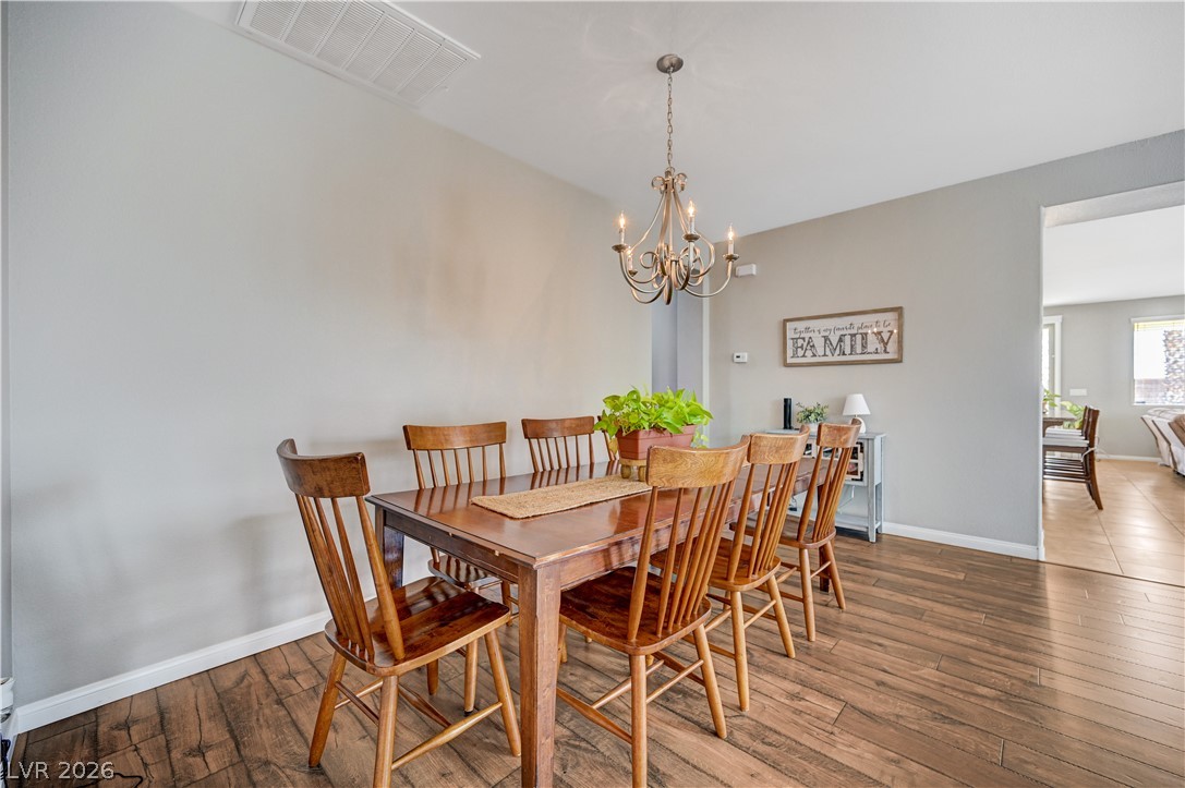 1863 Gentle Dawn Avenue Property Photo 13