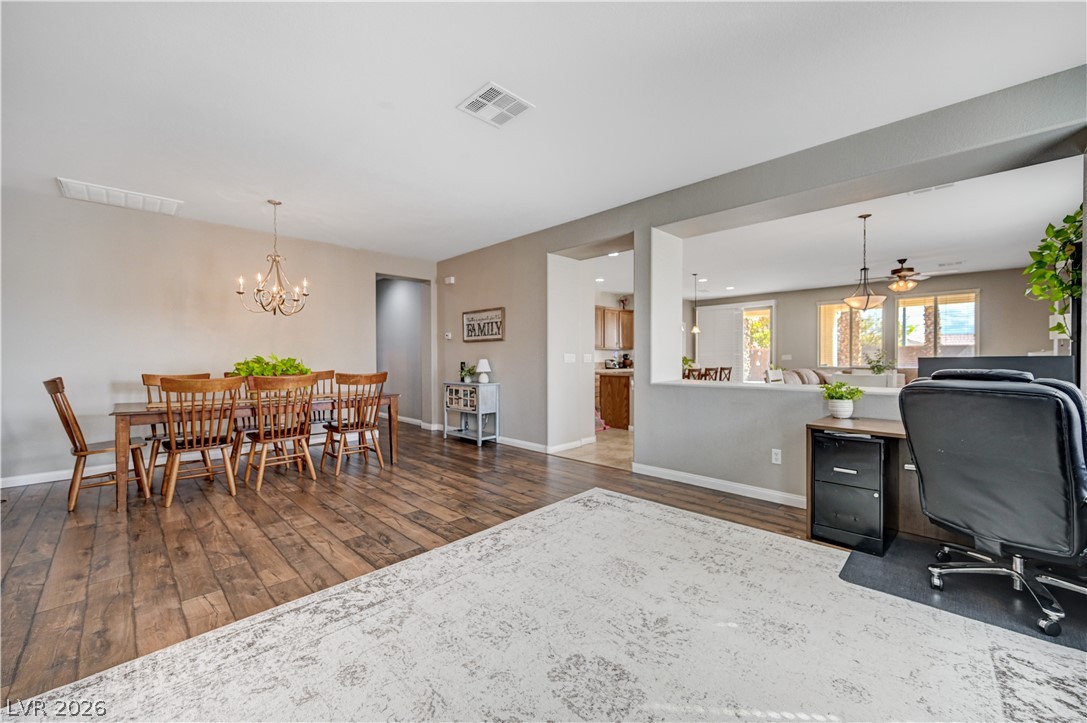 1863 Gentle Dawn Avenue Property Photo 14