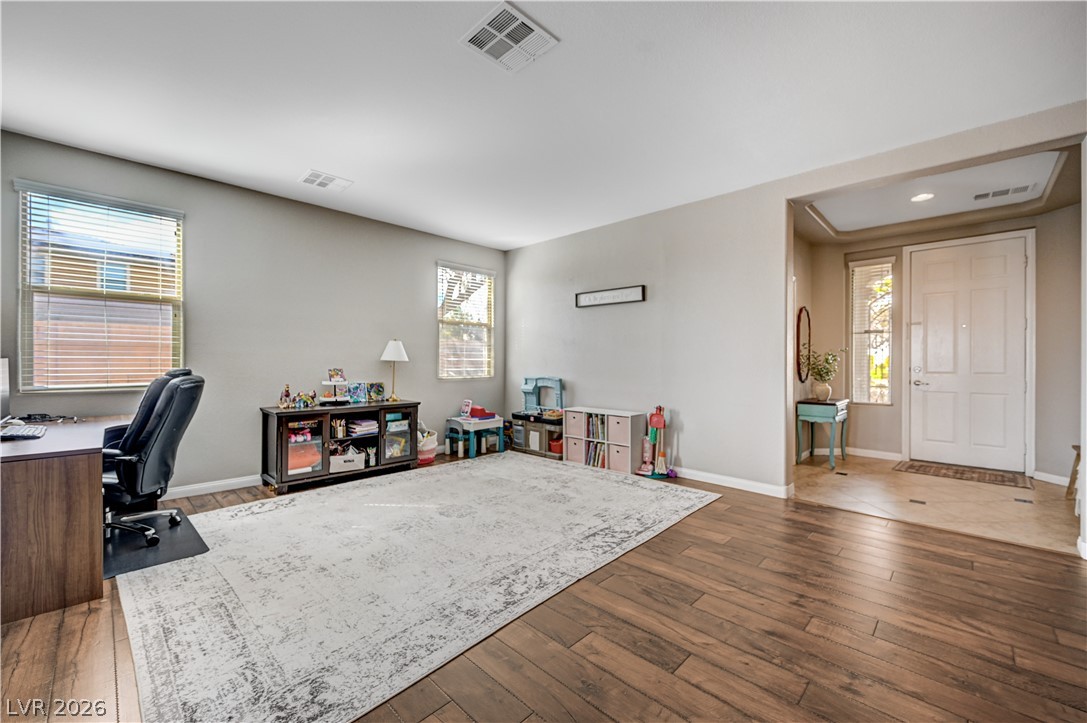 1863 Gentle Dawn Avenue Property Photo 16