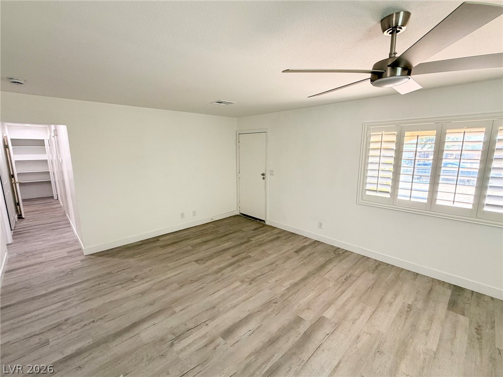 1312 East Brooks Avenue Property Photo 2
