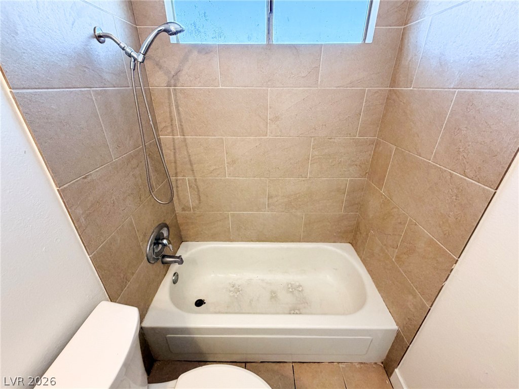 1312 East Brooks Avenue Property Photo 20