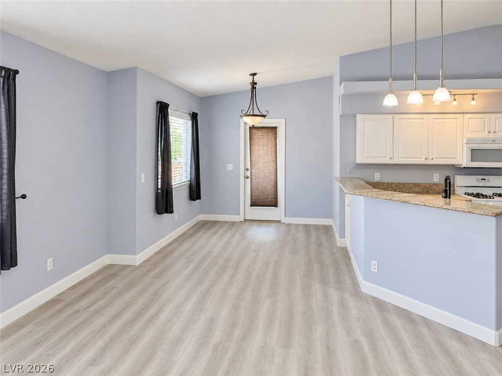 1530 Dallas Terrace 0 Property Photo 5