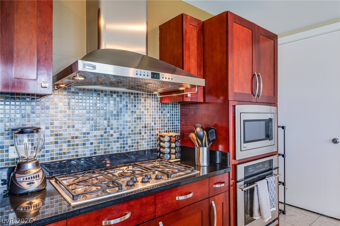 2819795 Property Photo 10