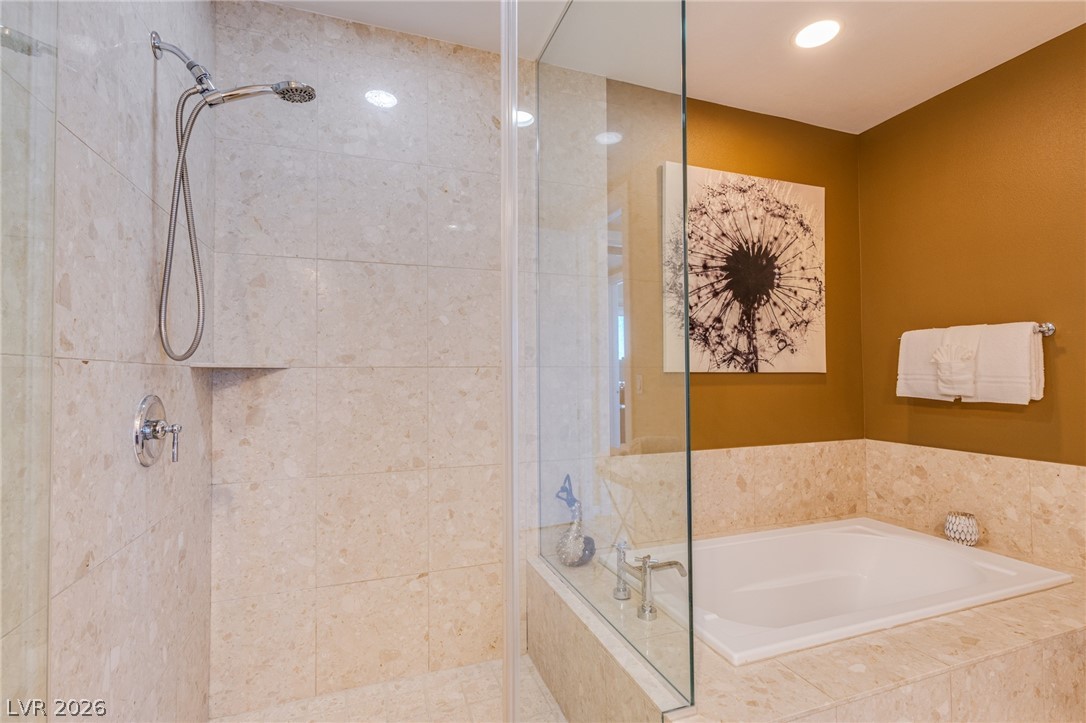 2819795 Property Photo 16
