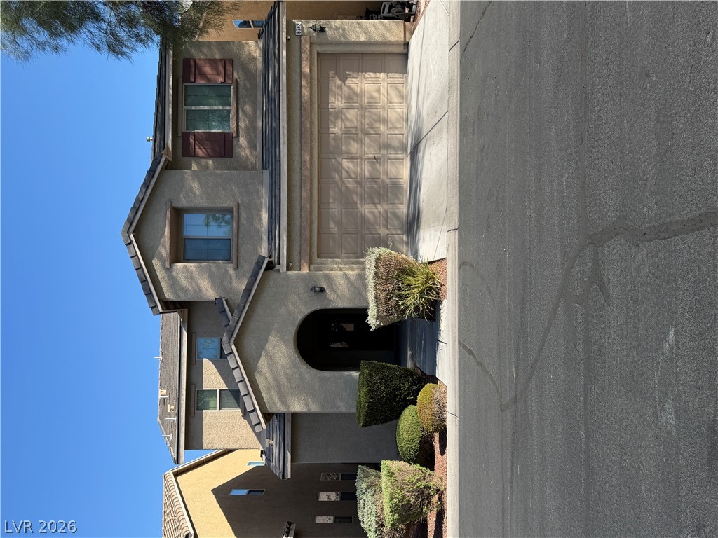 6742 Prairie Dusk Drive Property Photo 1