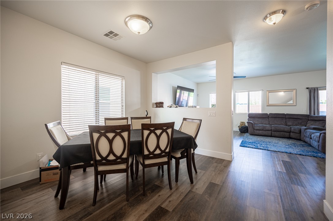 6742 Prairie Dusk Drive Property Photo 8