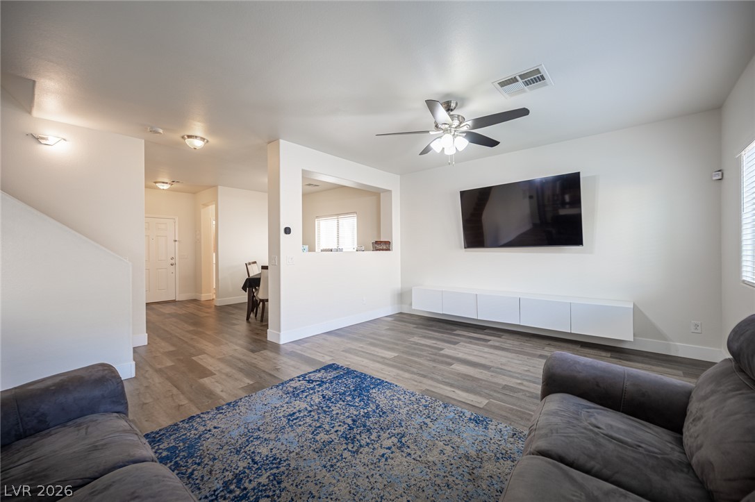 6742 Prairie Dusk Drive Property Photo 12