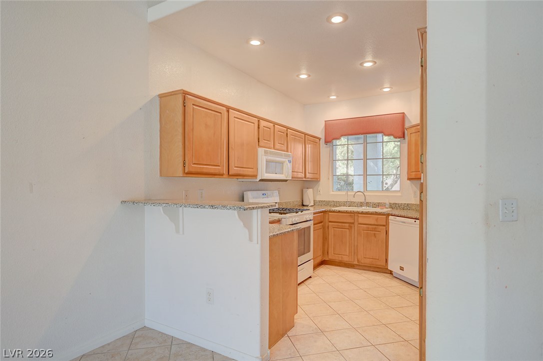 8849 Bridgeport Bay Avenue Property Photo 9