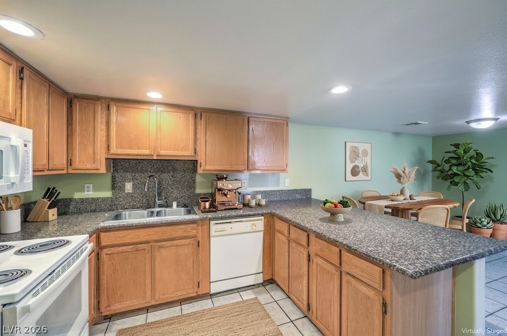 9070 Spring Mountain Road 104 Property Photo 6