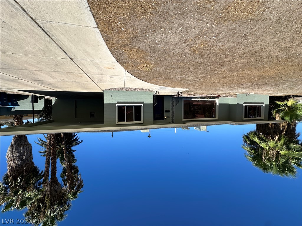 1503 5th Place Property Photo 2