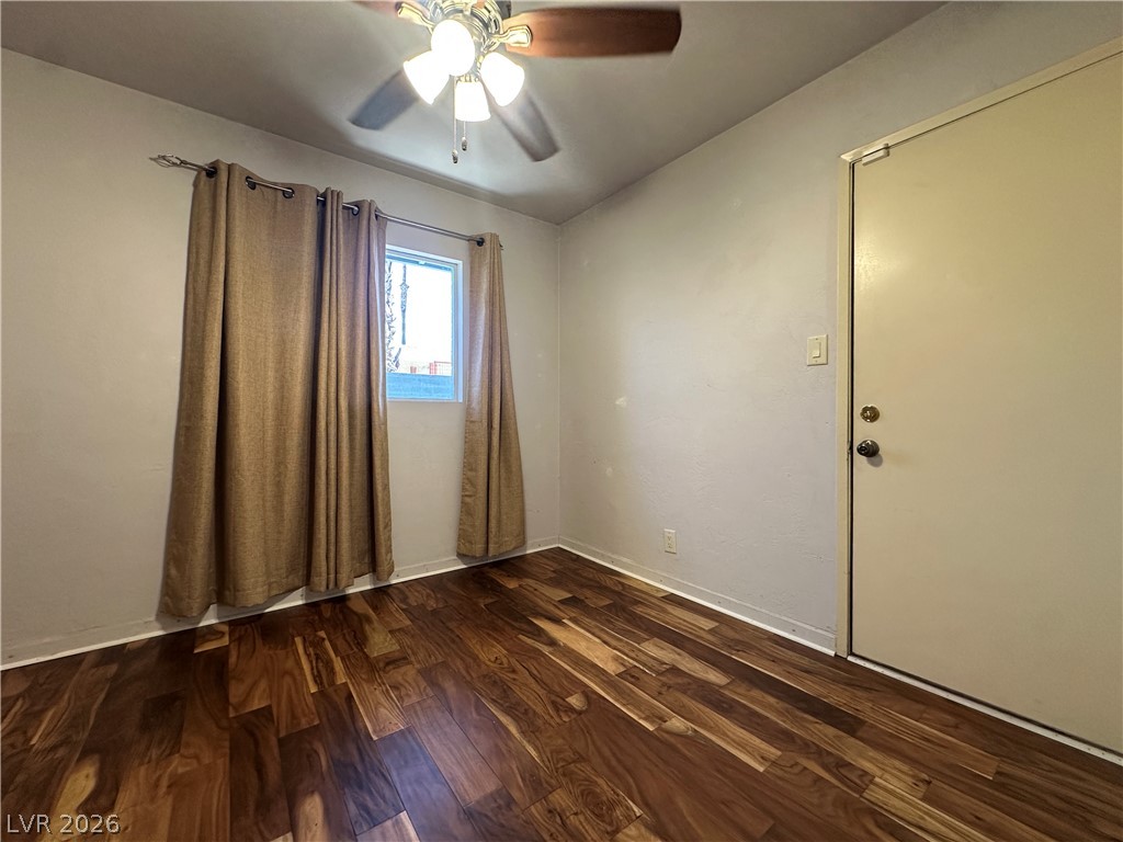 1503 5th Place Property Photo 5