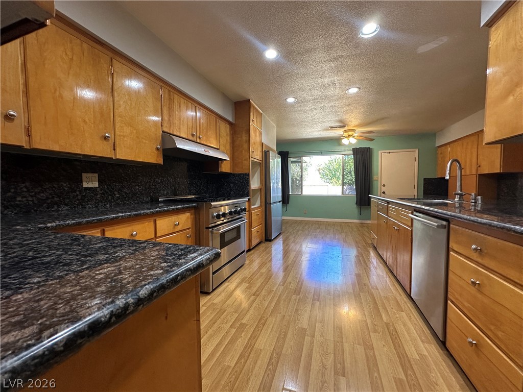 1503 5th Place Property Photo 9