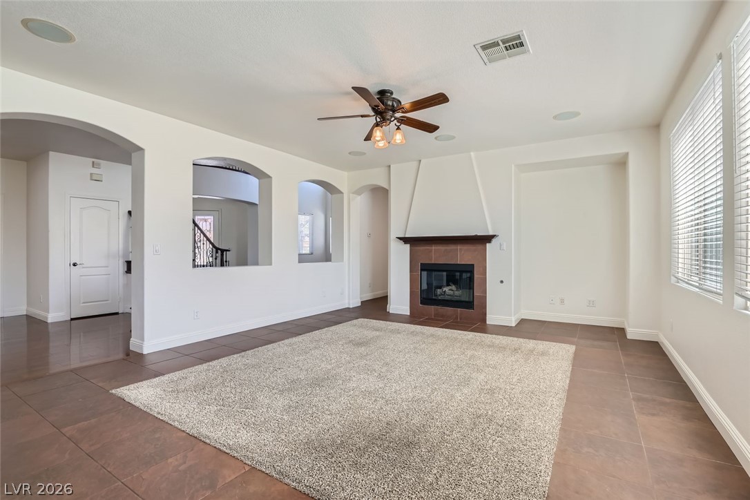 9353 Thunder Basin Avenue Property Photo 12