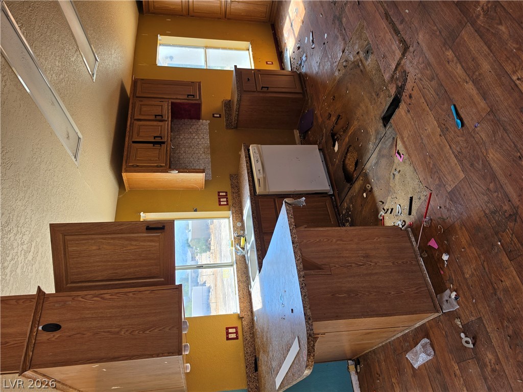 4231 West Wilson Road Property Photo 3