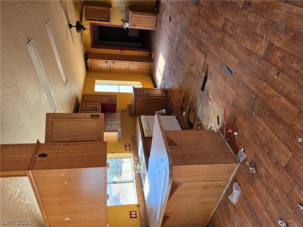 4231 West Wilson Road Property Photo 5
